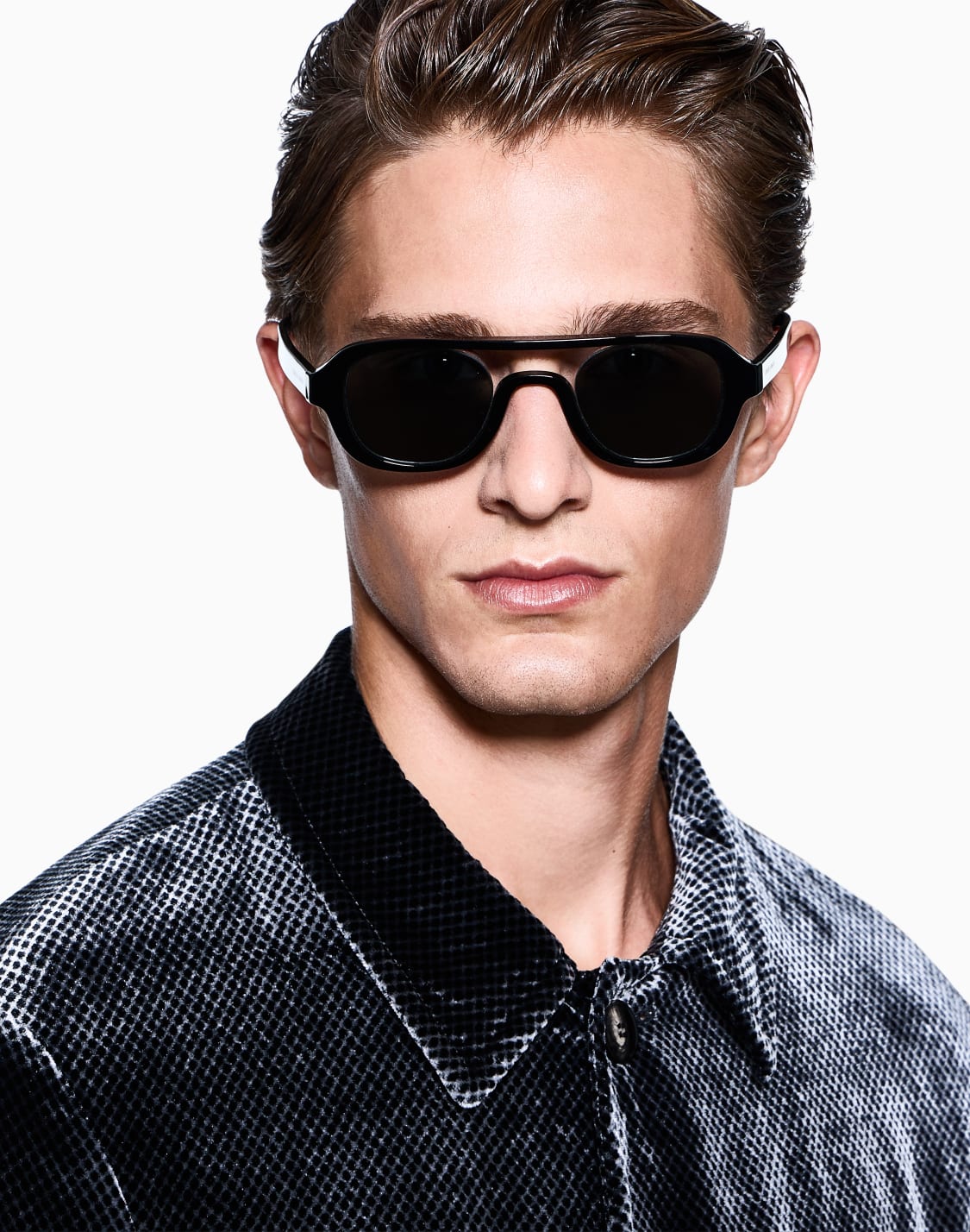 occhiali-da-sole-da-uomo-forma-squadrata-nero--giorgio-armani