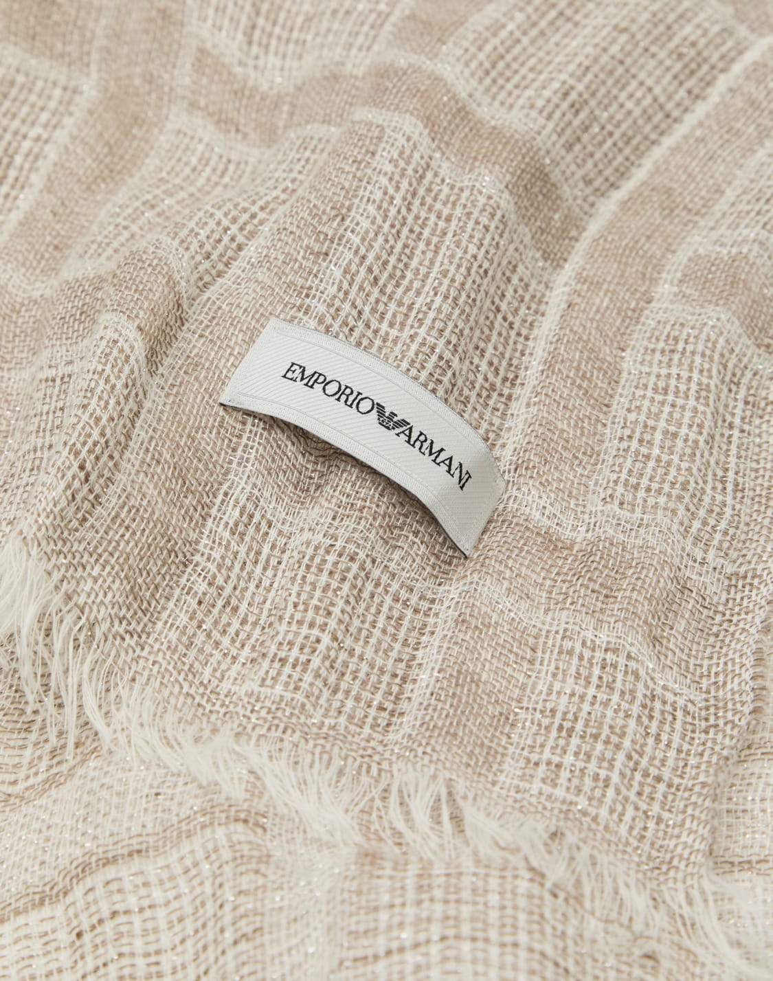 bufanda-de-lino-cepillado-con-lrex-beige--emporio-armani