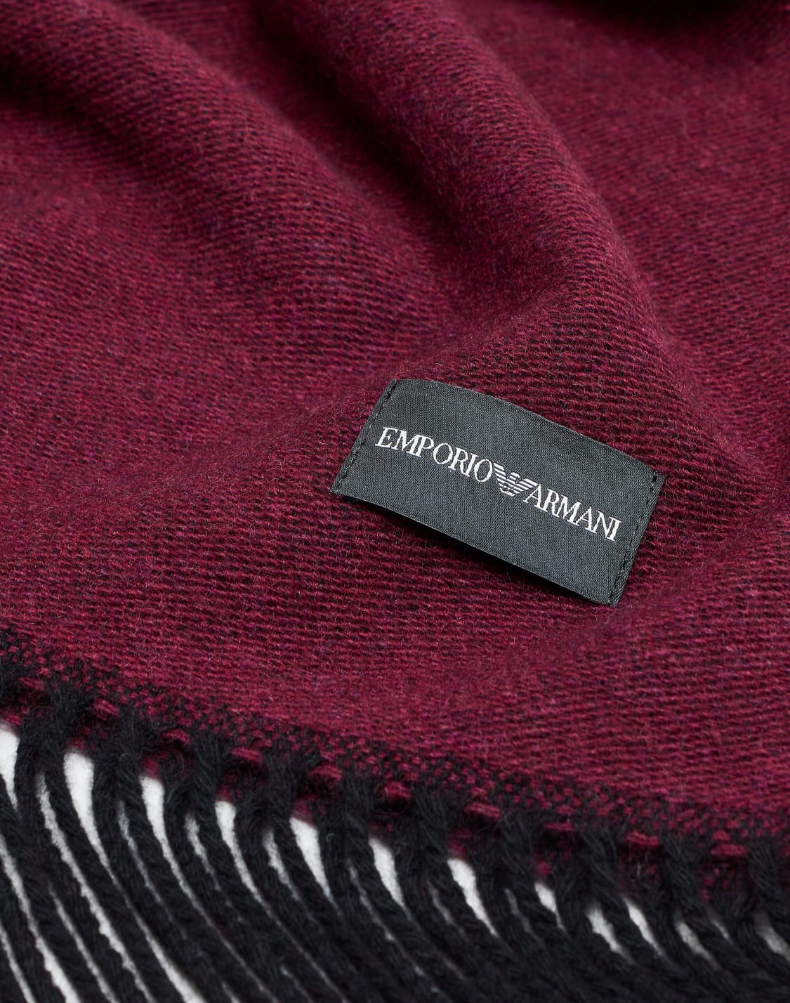 pure-cashmere-scarf-burgundy--emporio-armani