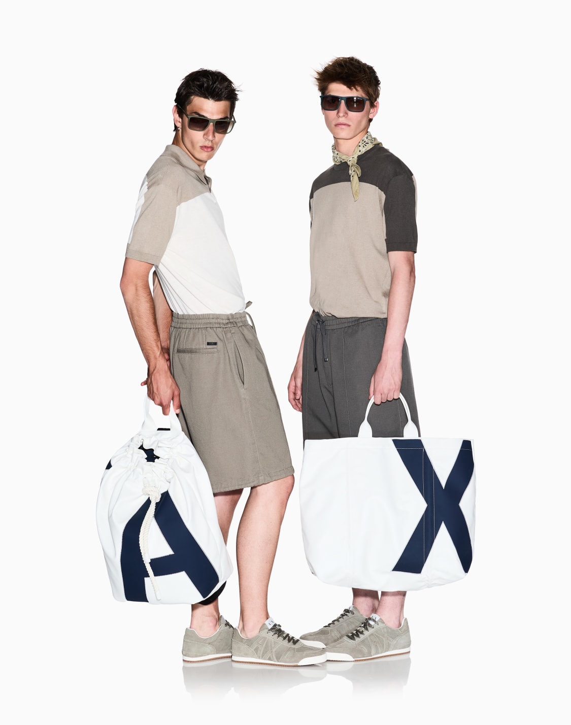 tailored-comfort-cotton-twill-bermuda-shorts-beige--armani-exchange