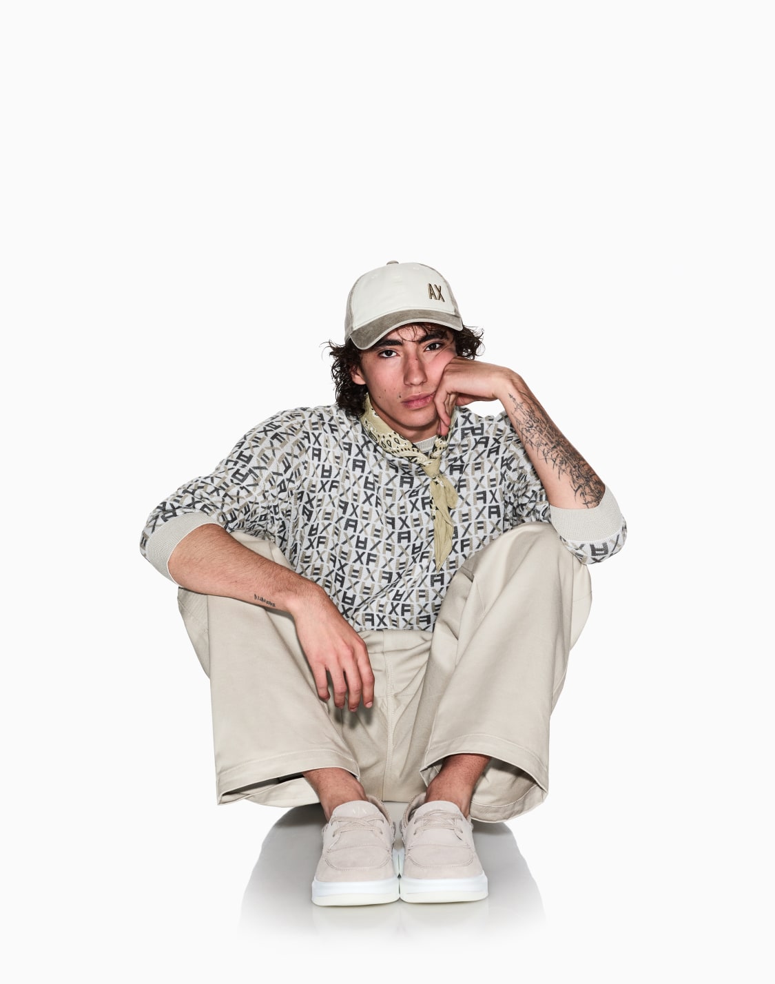 オルオバスクエアロゴ-ニットプルオバ-ベジュ--armani-exchange