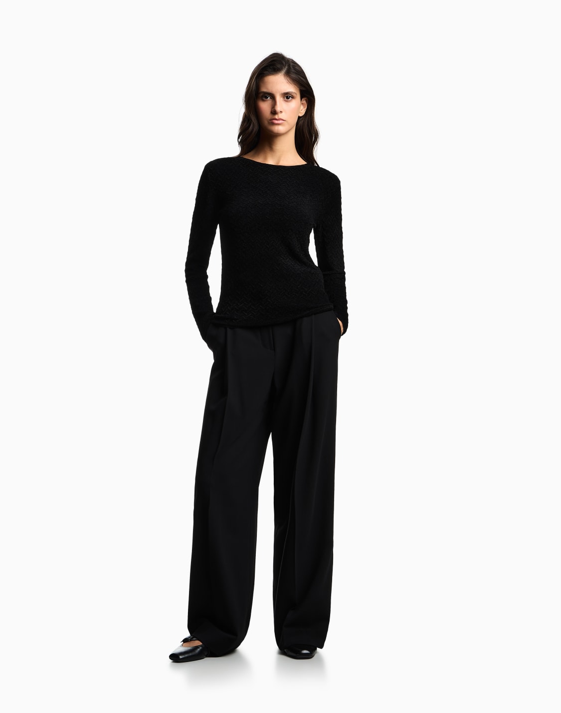 jersey-de-chenilla-con-motivo-chevrn-en-relieve-irregular-negro--emporio-armani