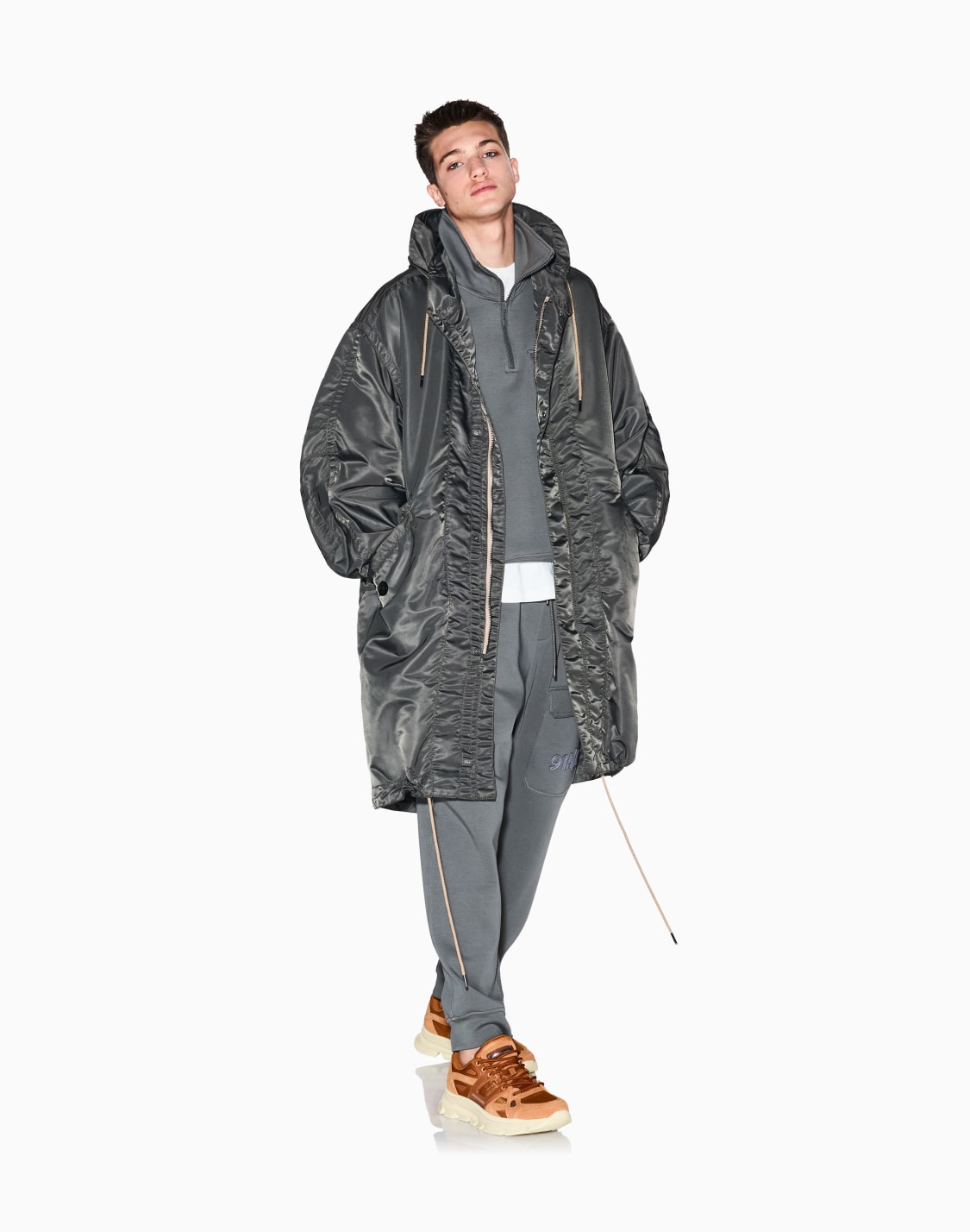 91ロゴ-ハフジップスウェットプルオバ-グレ--armani-exchange