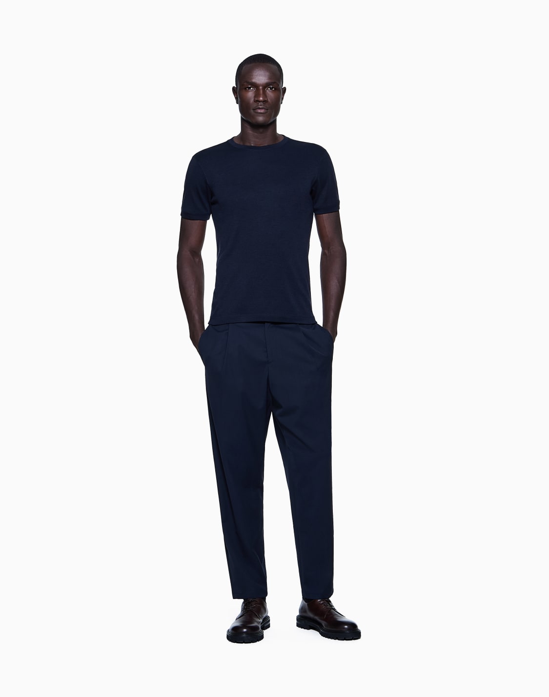 icon-crew-neck-short-sleeved-jumper-in-cashmere-interlock-navy_blue--giorgio-armani