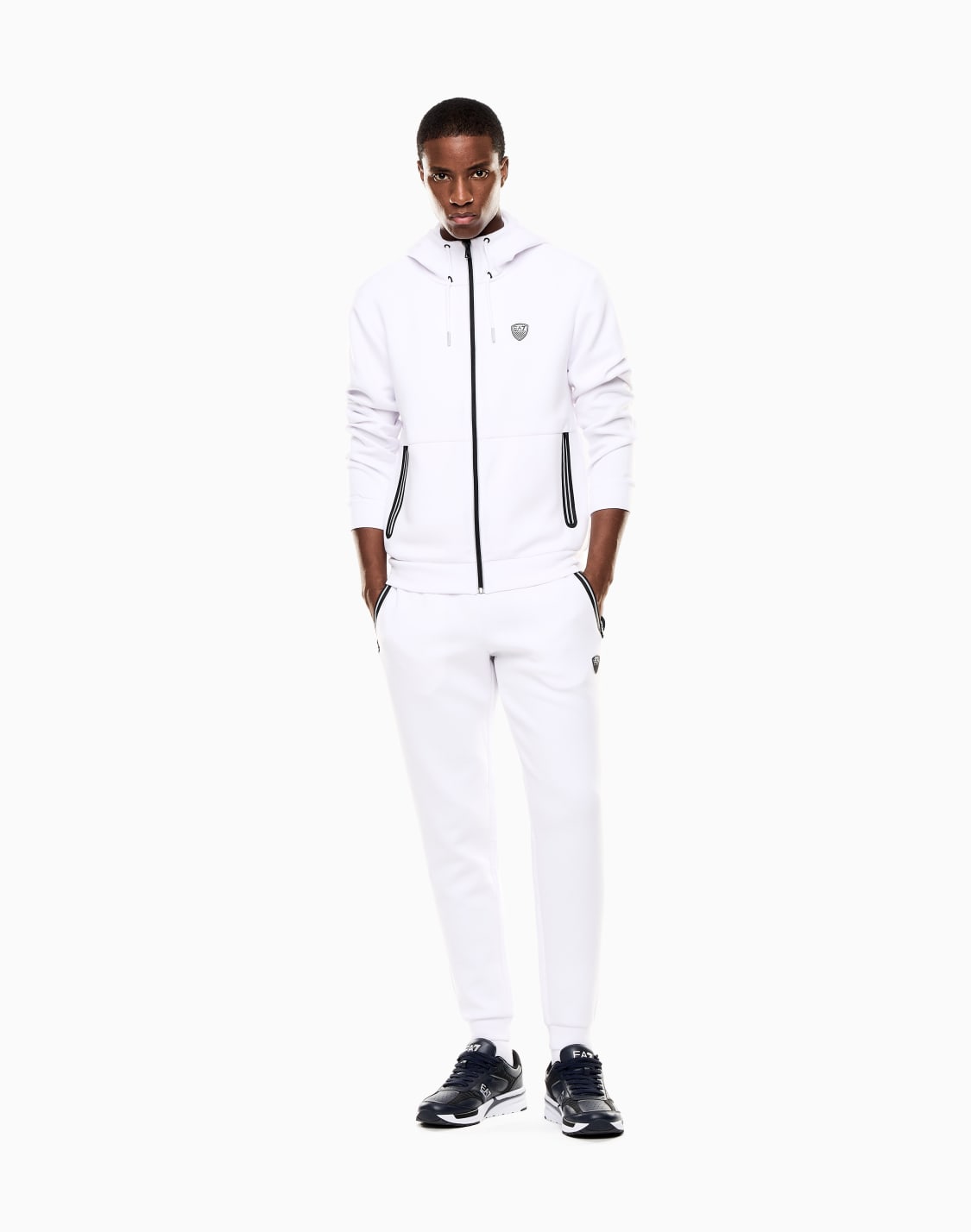 felpa-con-cappuccio-premium-shield-in-misto-viscosa-stretch-bianco--ea7