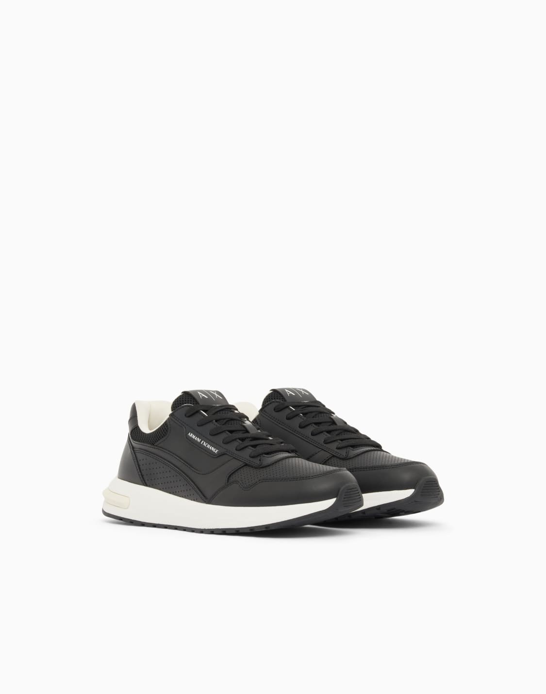 technical-fabric-sneakers-negro--armani-exchange