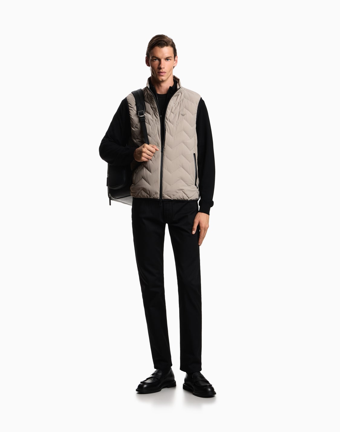 water-repellent-chevron-quilted-nylon-spandex-sleeveless-down-jacket-grey--emporio-armani