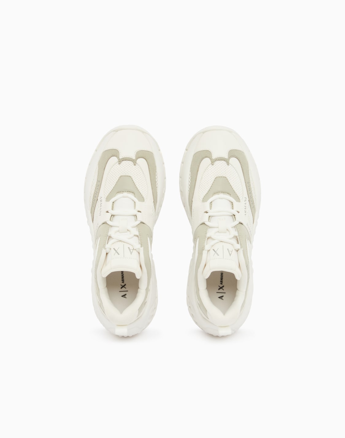 baskets-paisses-avec-empicements-contrasts-blanc--armani-exchange