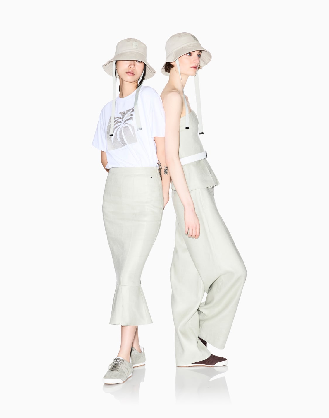 アトデザイン-半袖クルネックtシャツ-ホワイト--armani-exchange