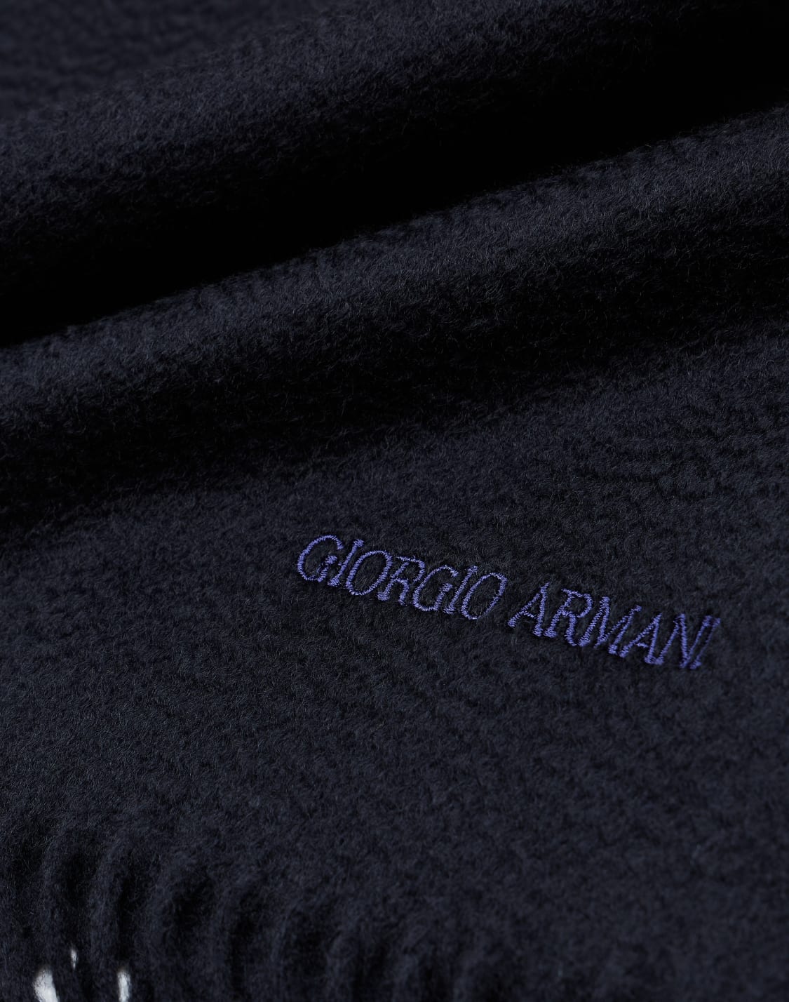 フリンジ付きカシミヤストル-ブル--giorgio-armani