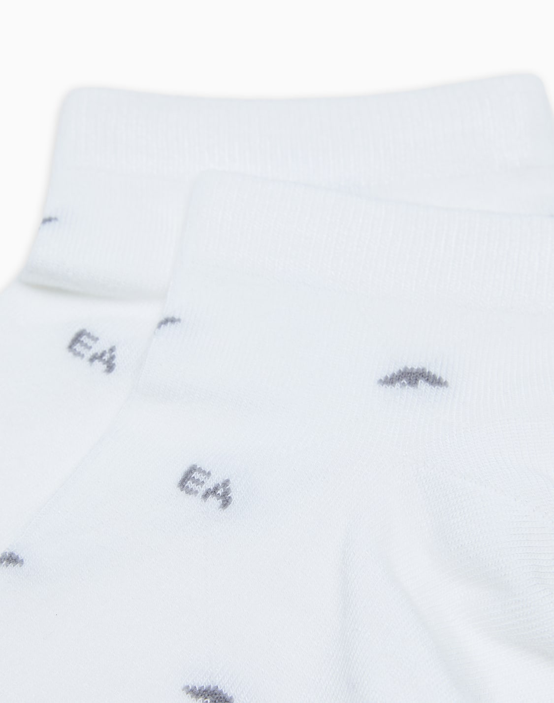 socks-white--emporio-armani