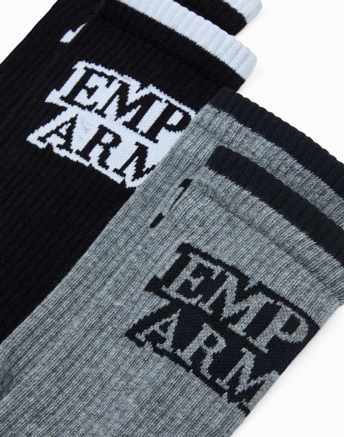 calcetines-negro--emporio-armani