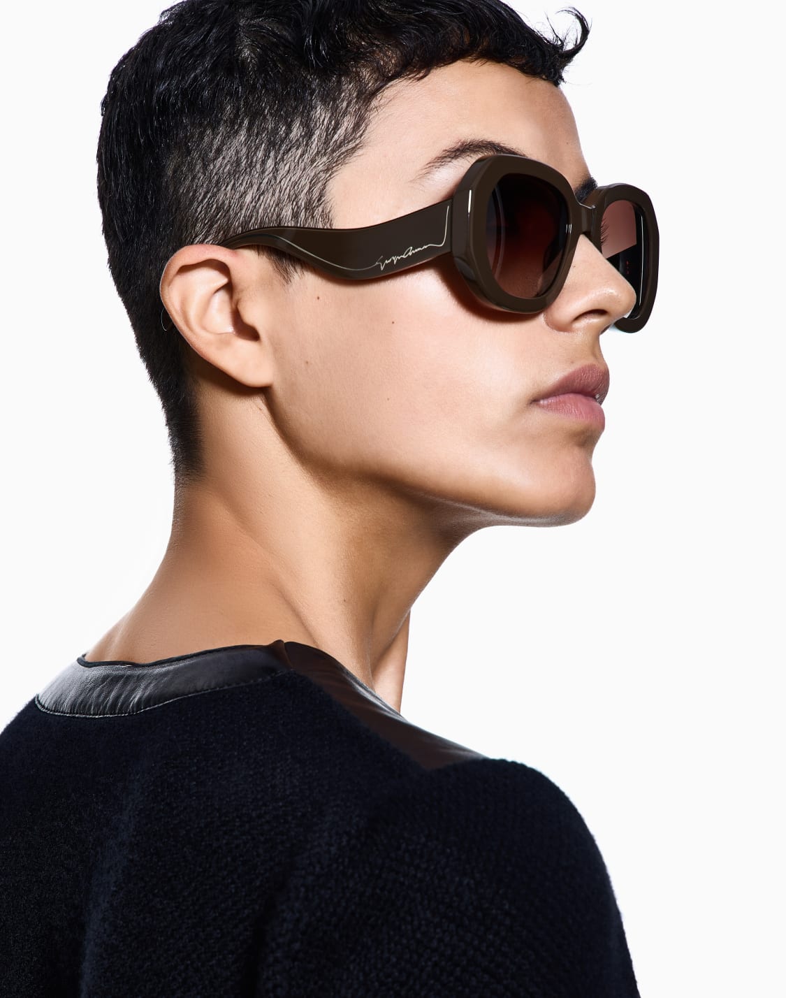 ウィメンズサングラス-オバサイズ---giorgio-armani