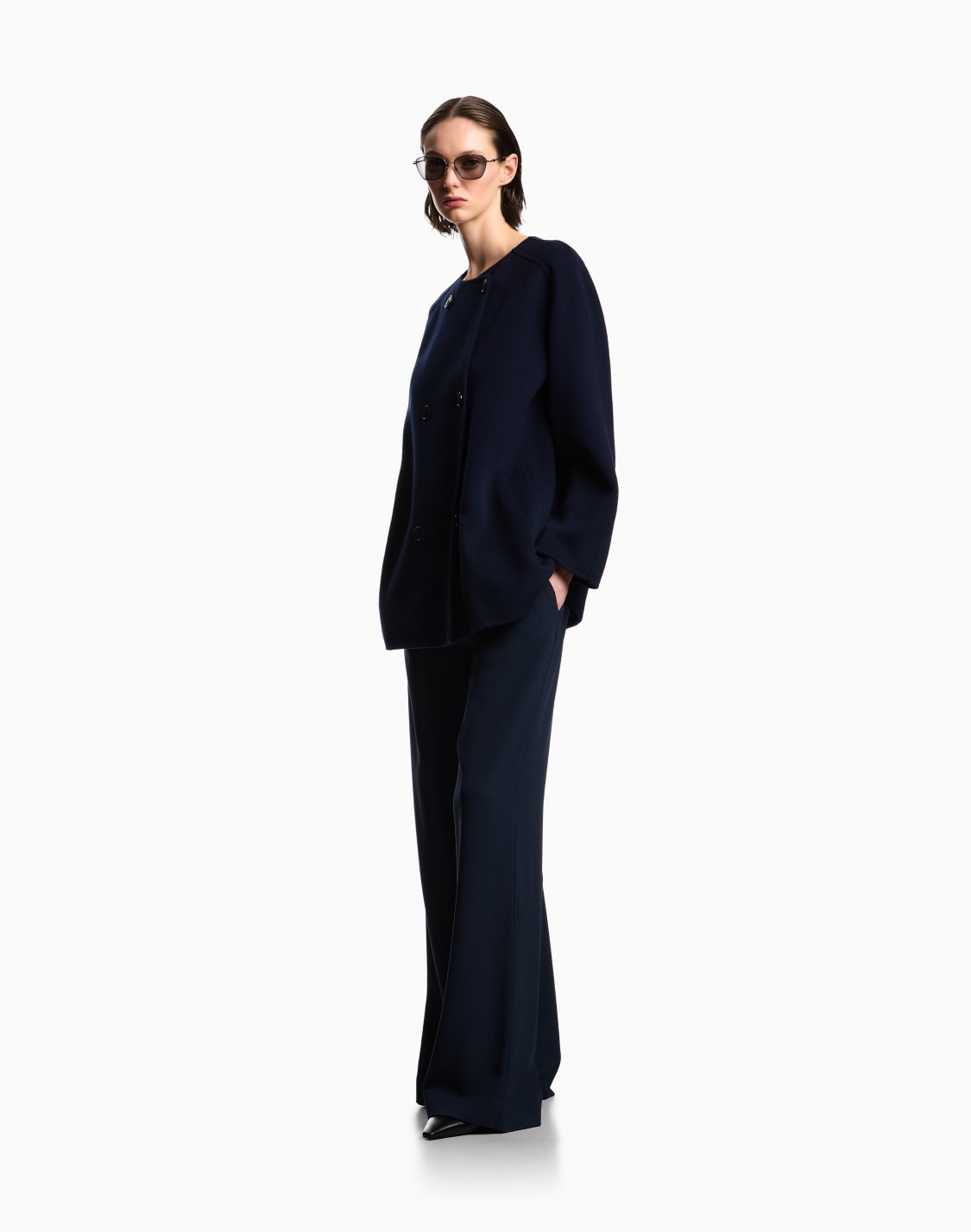 abrigo-de-abotonadura-doble-de-lana-y-cachemir-azul-marino--emporio-armani