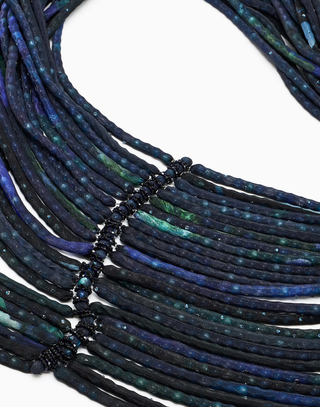 hair-accessories-blue--giorgio-armani