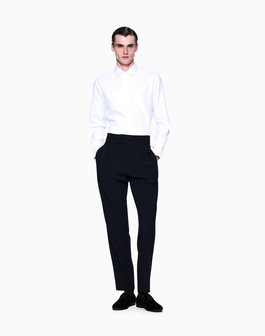 pantalones-giorgios-con-una-pinzas-de-crep-de-lana-negro--giorgio-armani