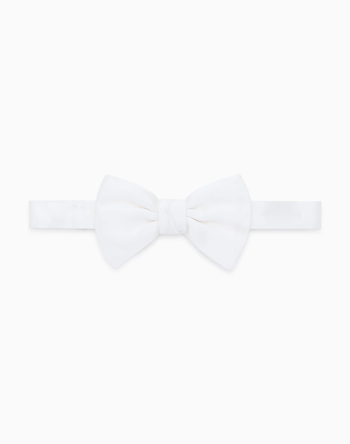 pure-silk-knotted-bow-tie-white--giorgio-armani