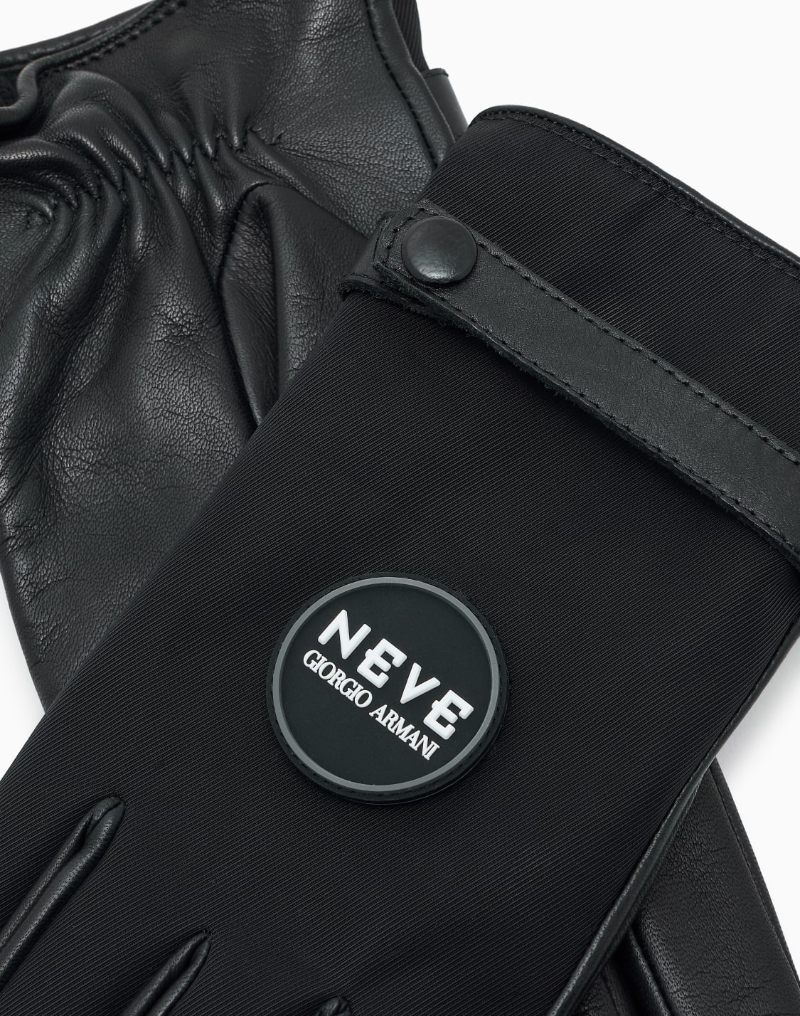 giorgio-armani-neve-nappa-leather-and-technical-nylon-gloves-black--giorgio-armani