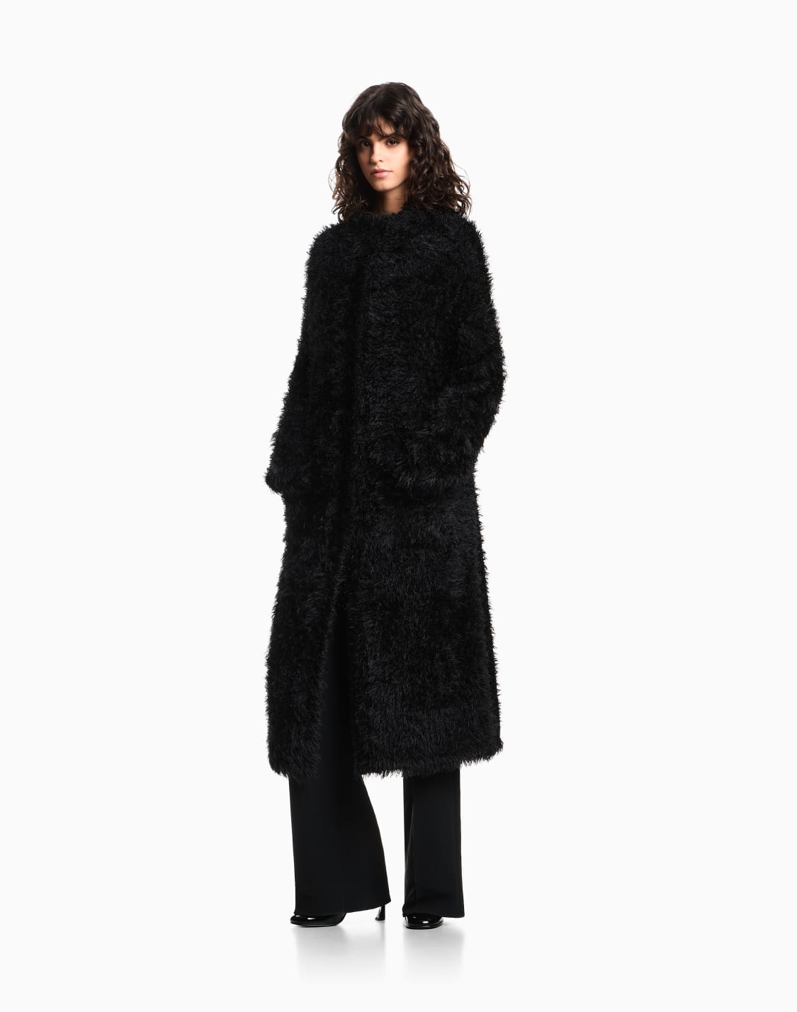 maxi-cappotto-in-maglia-effetto-furry-nero--emporio-armani
