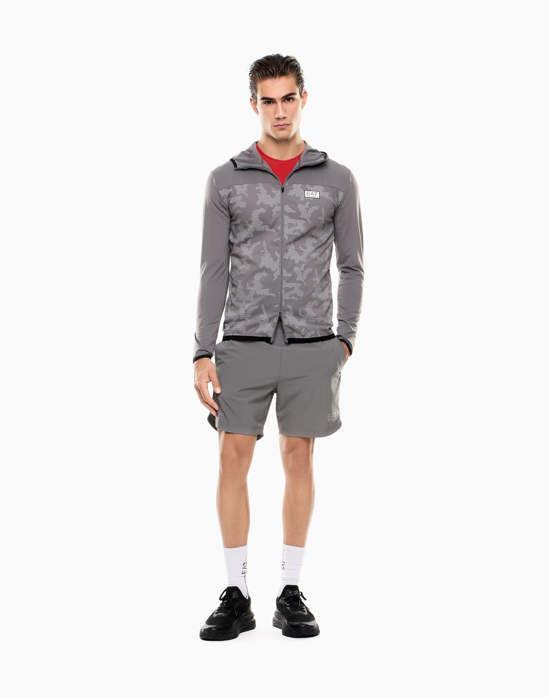 dynamic-athlete-hooded-sweatshirt-in-vigor7-technical-fabric-grey--ea7