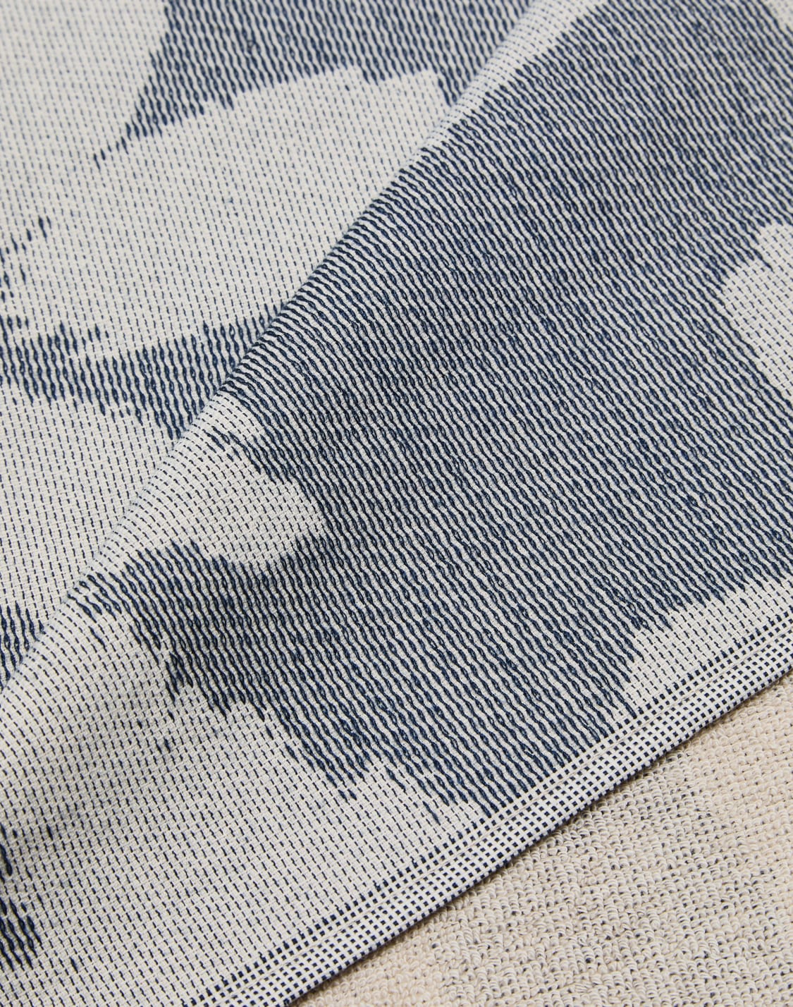 beachwear-accessories-blue--emporio-armani