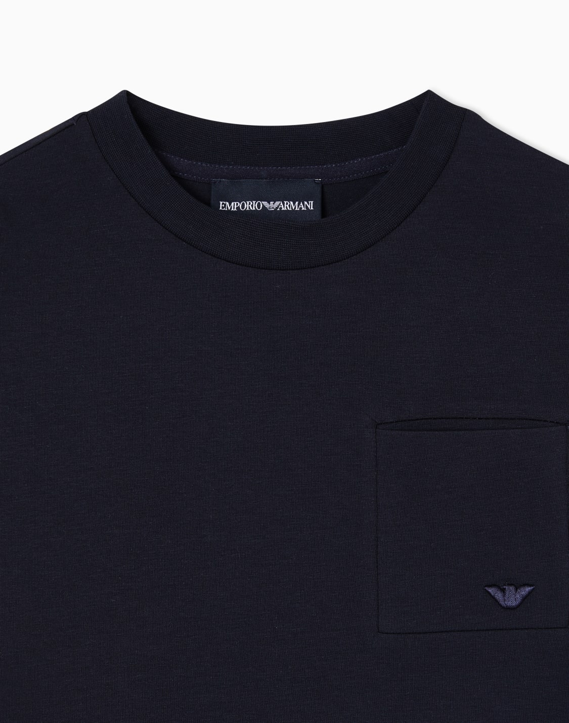 t-shirt-blu-navy--emporio-armani