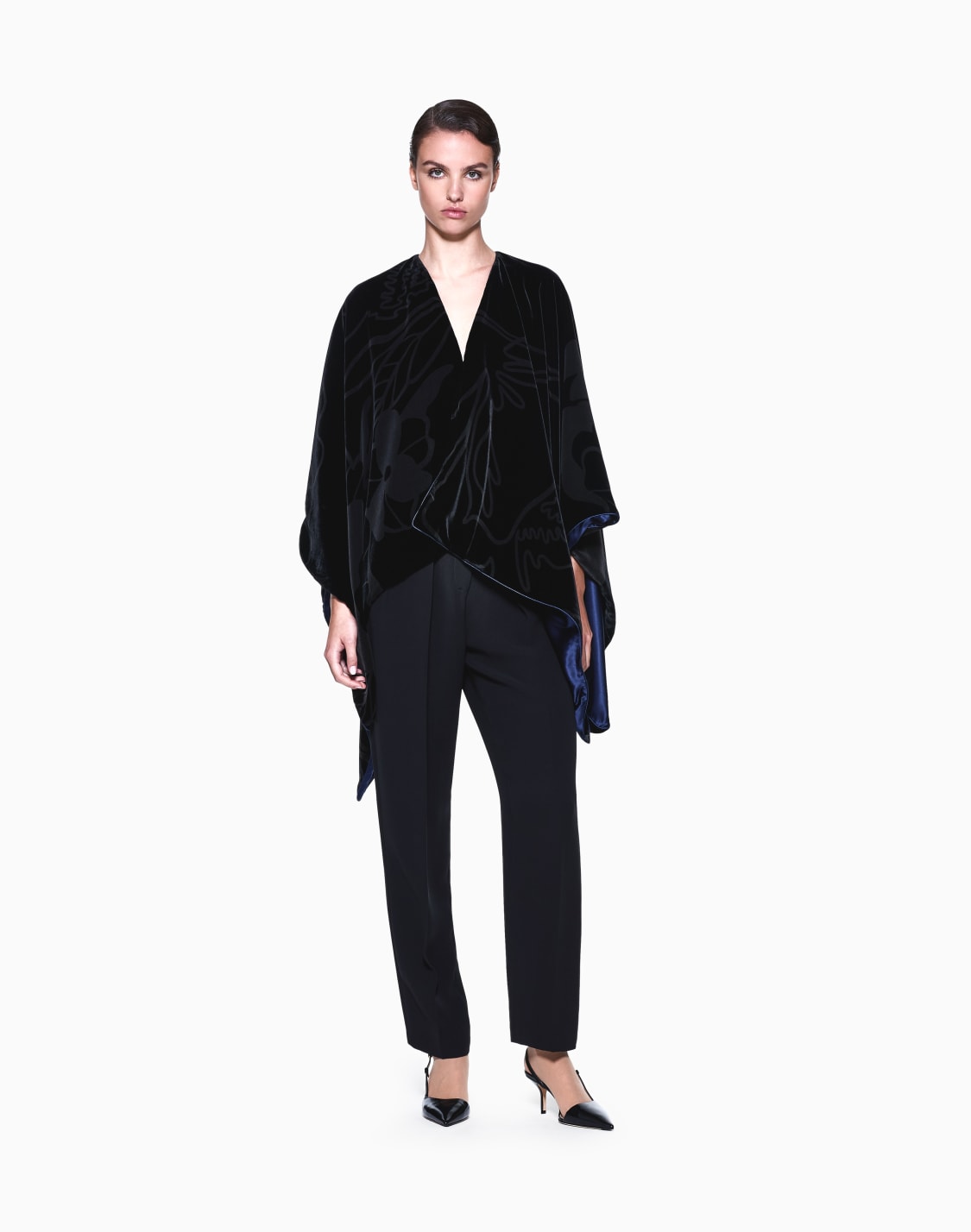 devor-velvet-cape-black--giorgio-armani