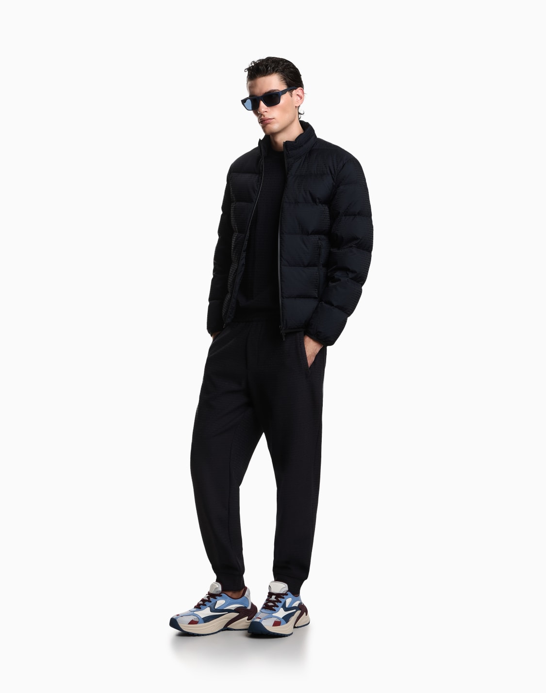 water-repellent-quilted-nylon-down-jacket-with-jacquard-logo-lettering-azul-marino--emporio-armani