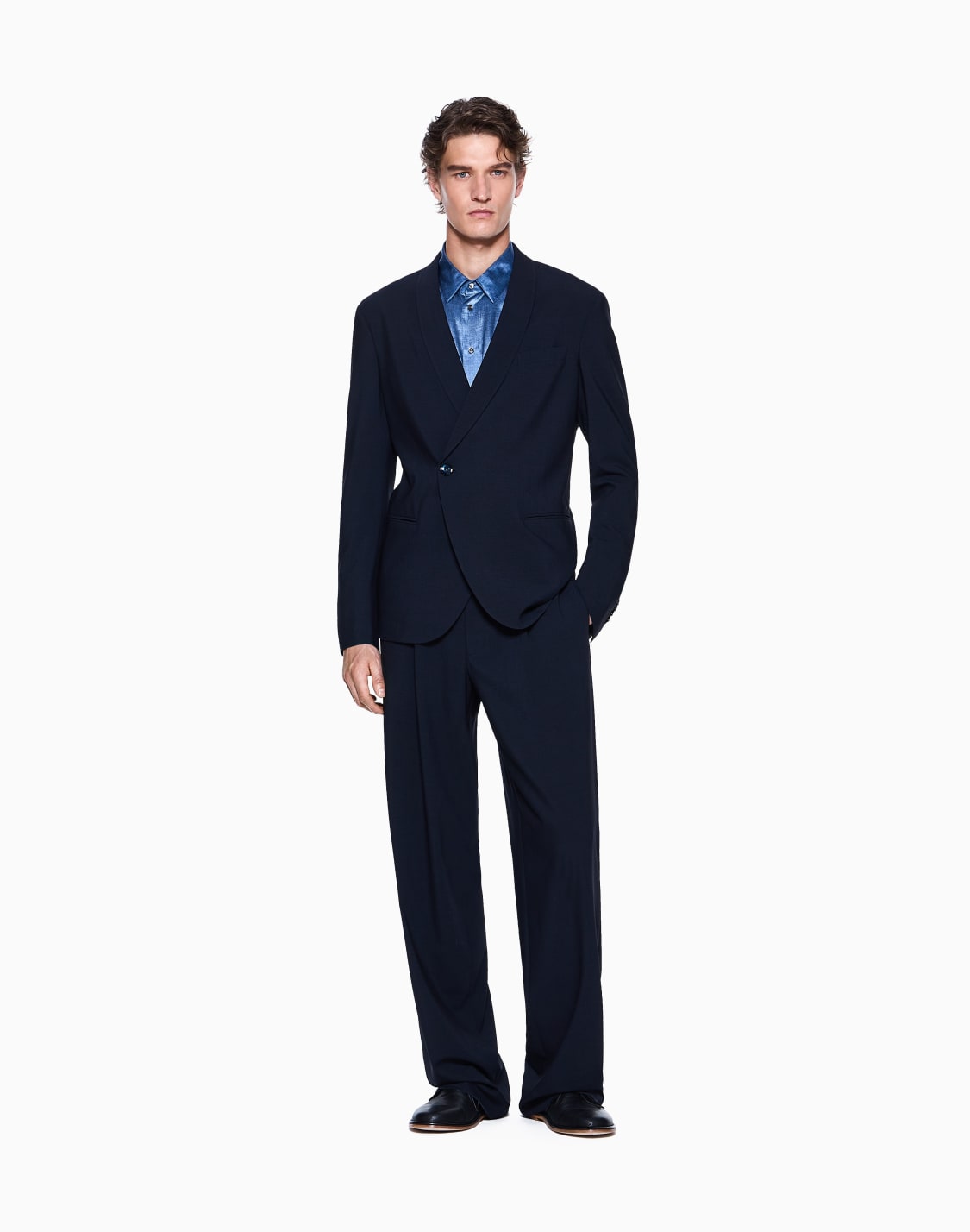 single-breasted-suit-in-silk-and-wool-crpe-blue--giorgio-armani