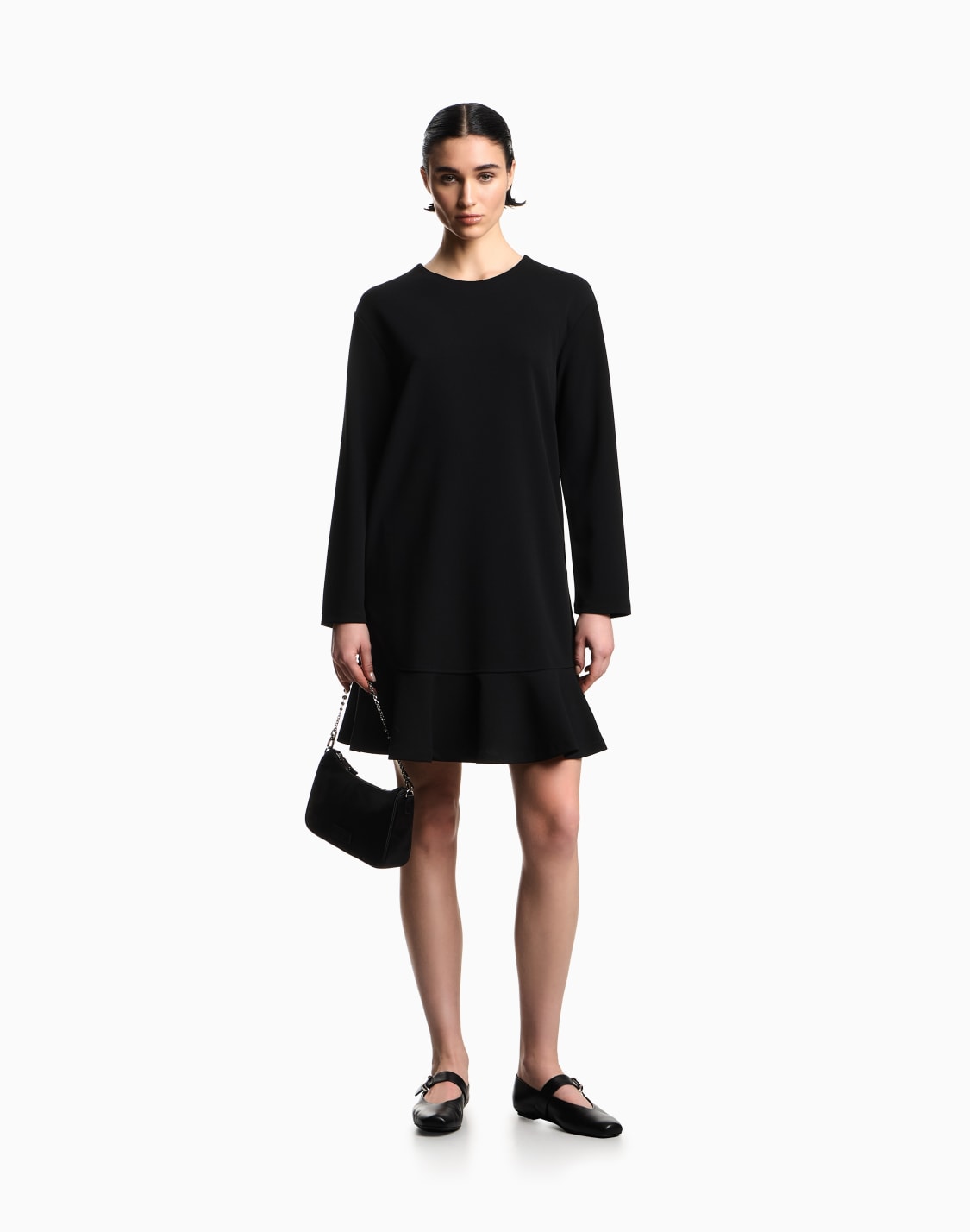 vestido-de-neopreno-crep-con-volante-negro--emporio-armani
