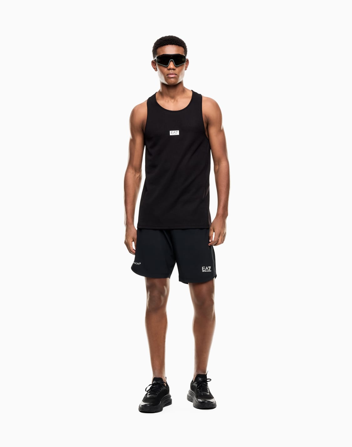 tank-tops-black--ea7