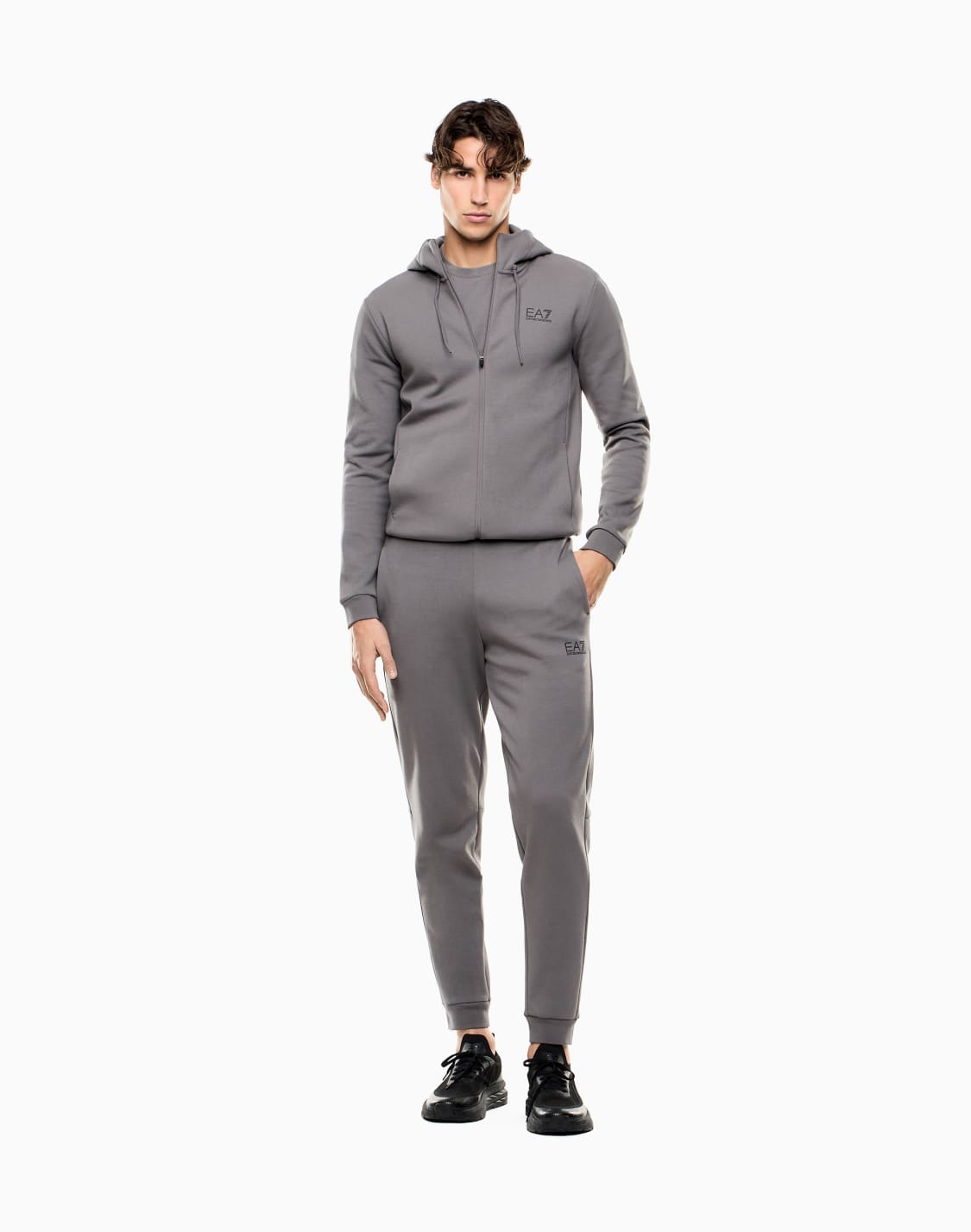 dynamic-athlete-tracksuit-in-natural-ventus7-technical-fabric-grey--ea7