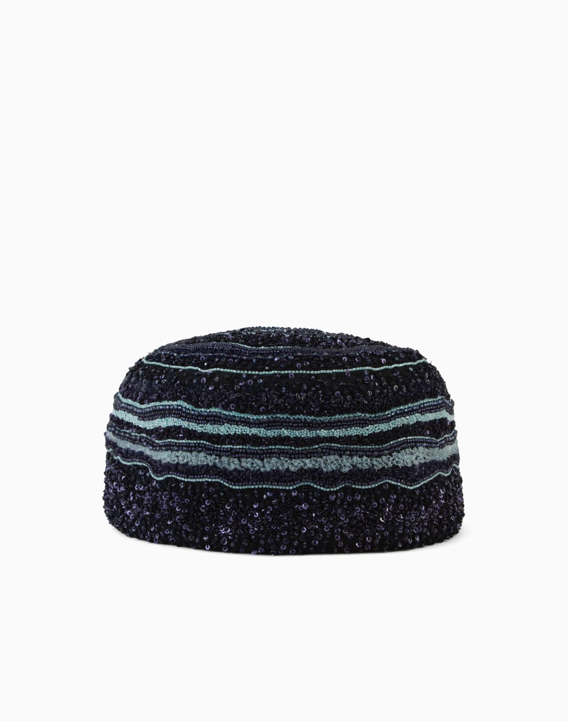 embroidered-velvet-cap-black--giorgio-armani