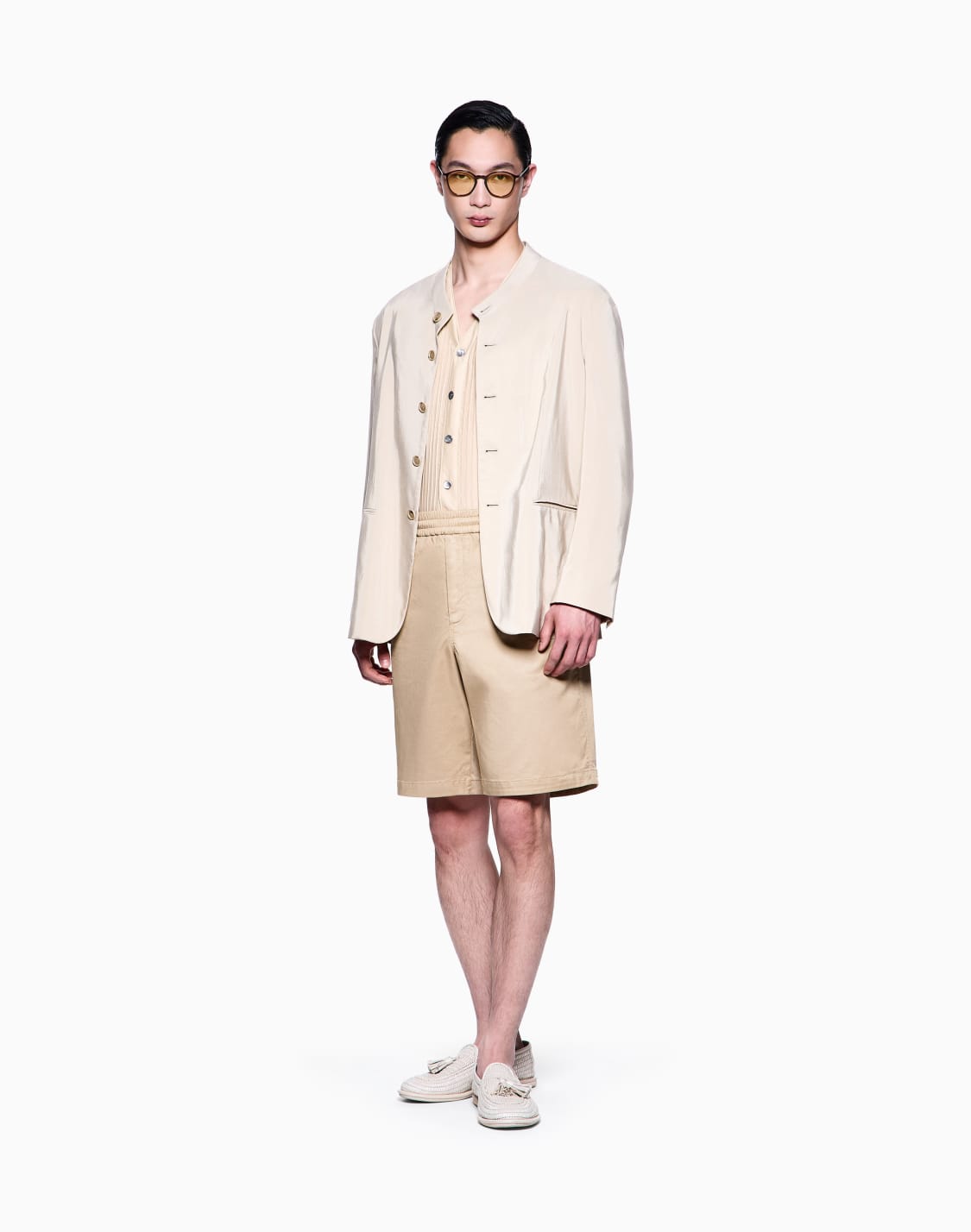 bermuda-shorts-in-stretch-cotton-gabardine-beige--giorgio-armani