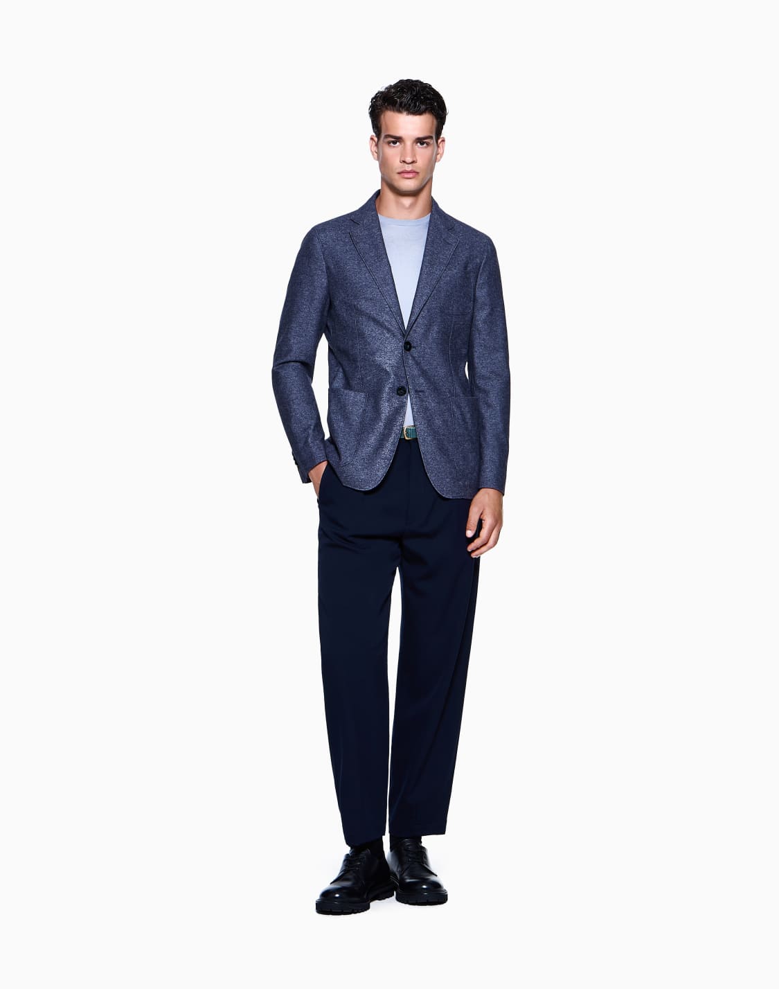 maglia-girocollo-a-manica-corta-in-seta-e-cotone-azzurro--giorgio-armani