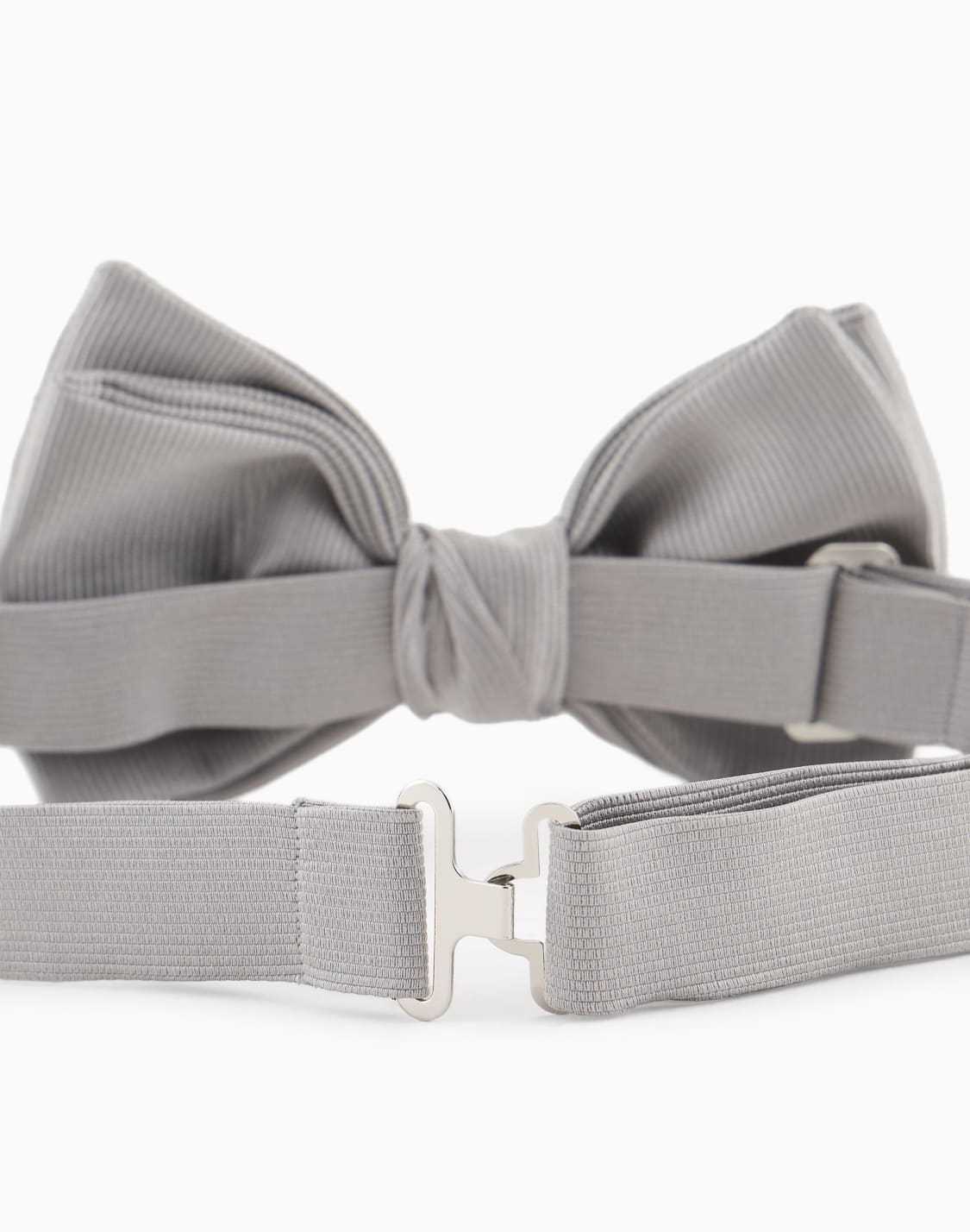 pure-silk-knotted-bow-tie-silver--giorgio-armani