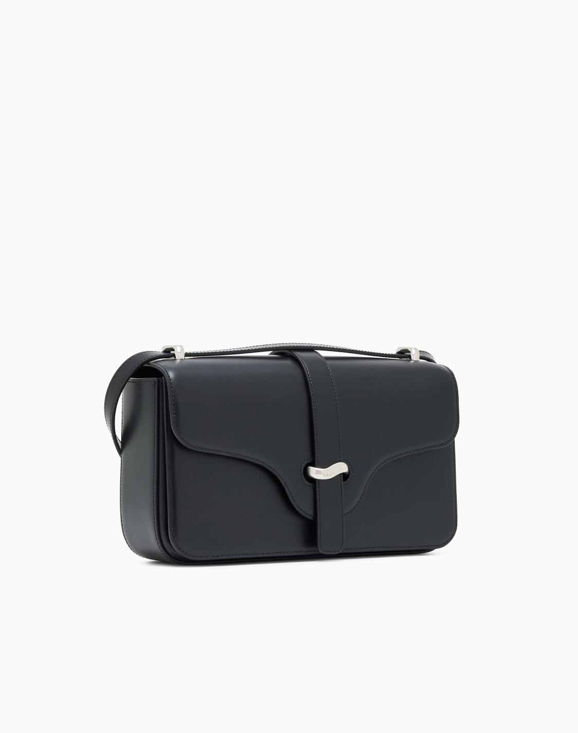 groe-schultertasche-aus-glattleder-schwarz--emporio-armani