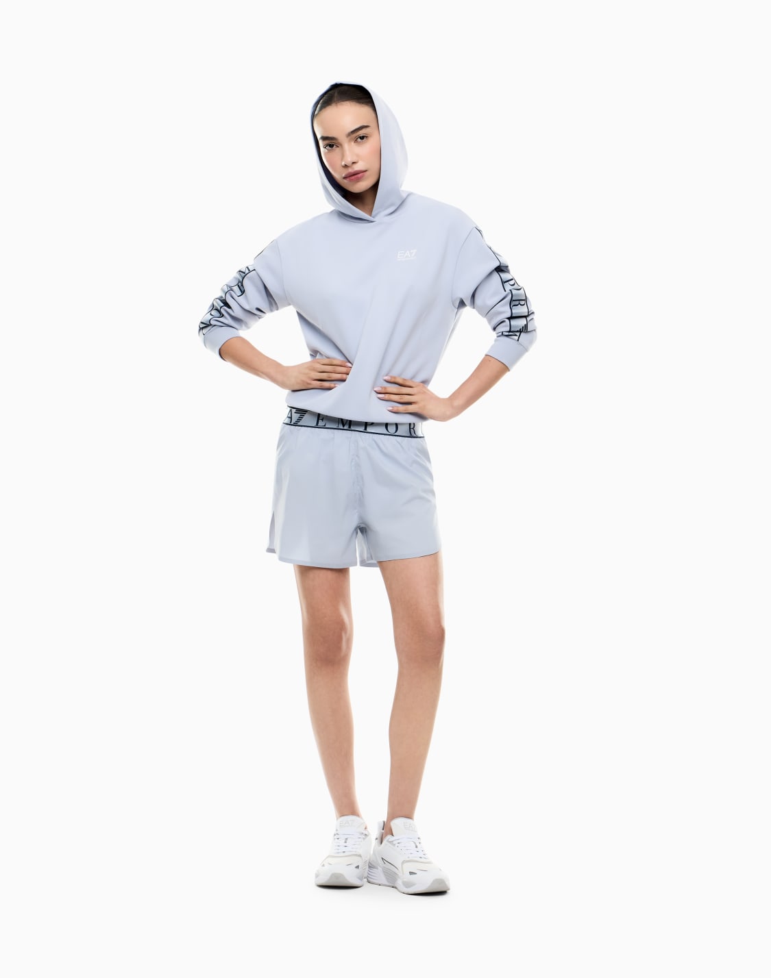 dynamic-athlete-hooded-sweatshirt-in-natural-ventus7-technical-fabric-light-blue--ea7