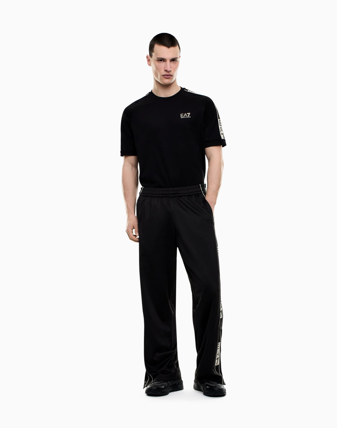 graphic-series-tシャツ-ストレッチビスコス混紡-ブラック--ea7