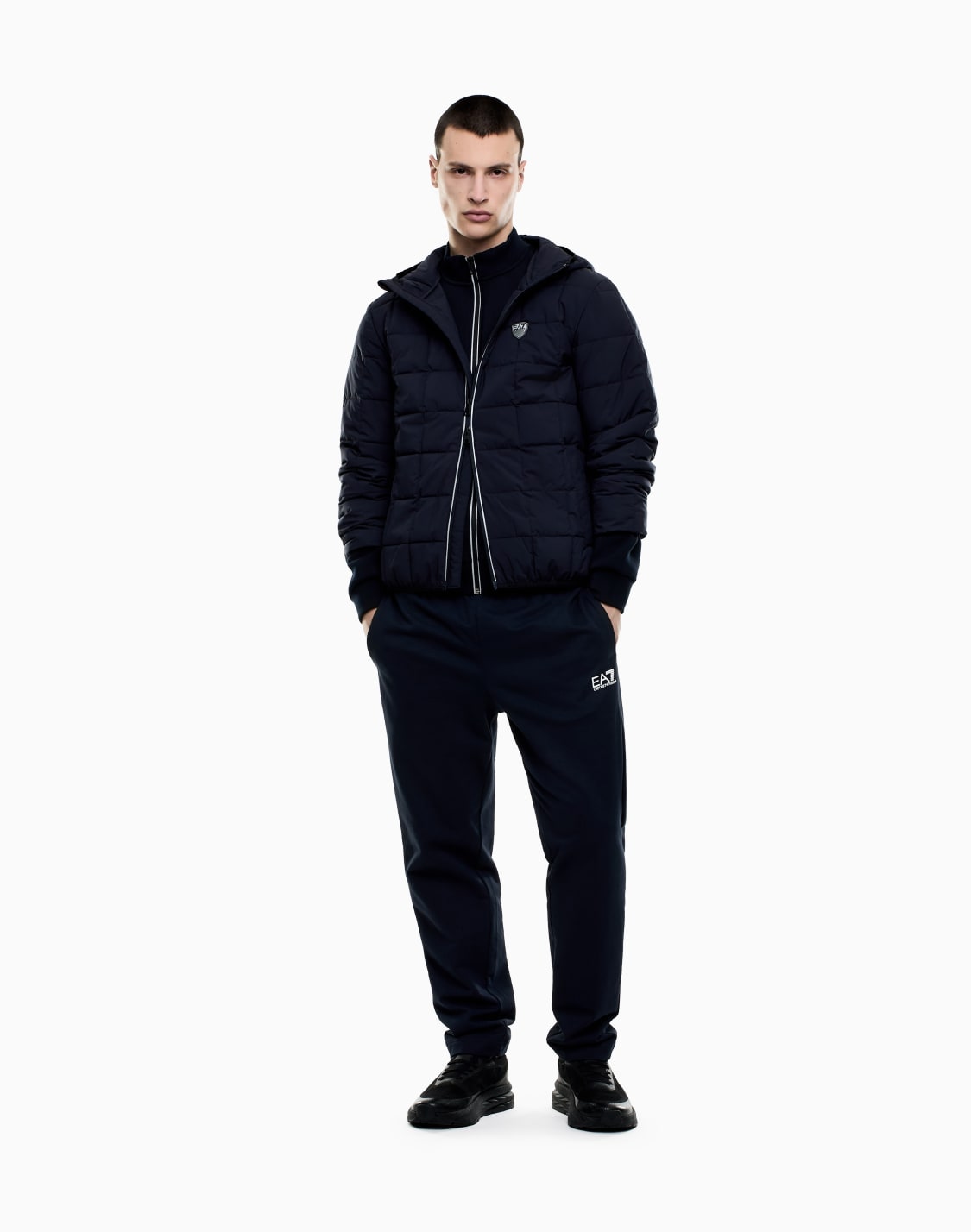 premium-shield-hooded-jacket-in-technical-fabric-navy-blue--ea7