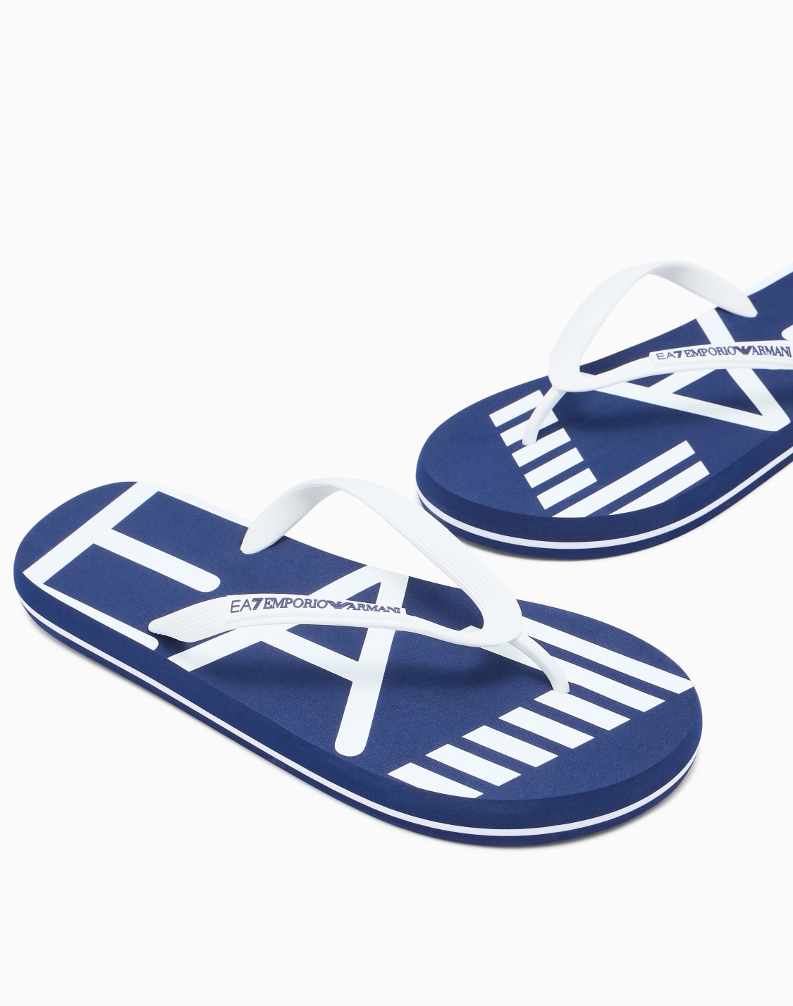 infradito-in-gomma-con-logo-blu--ea7