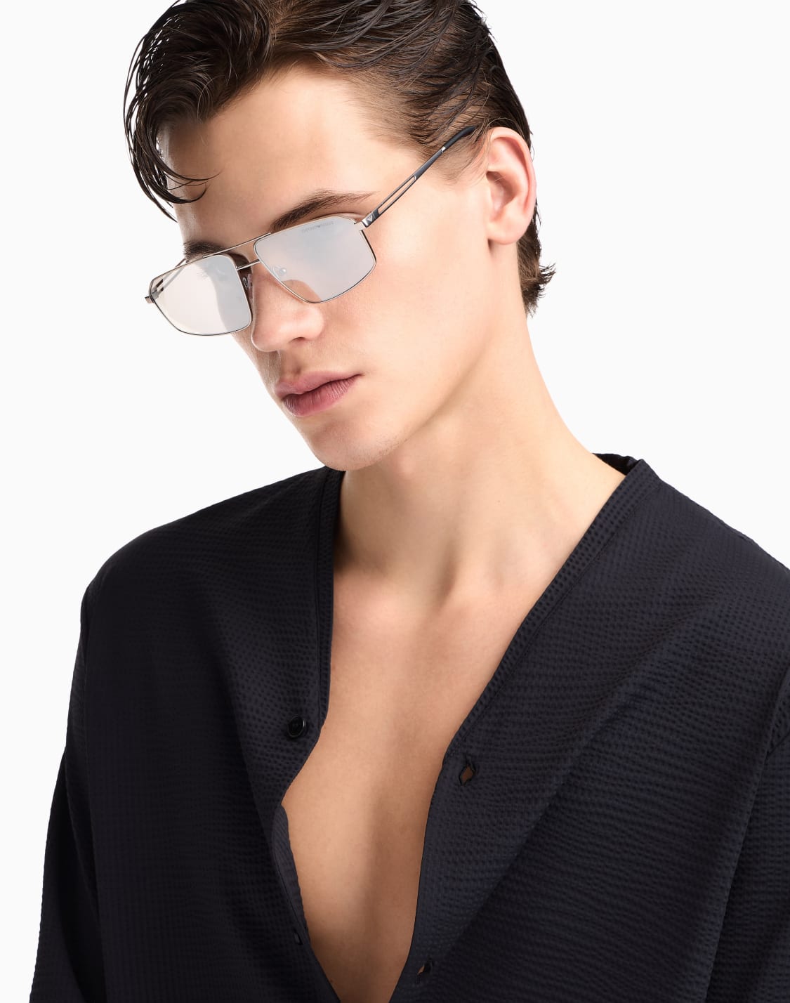 occhiali-da-sole-da-uomo-forma-pilot-argento--emporio-armani