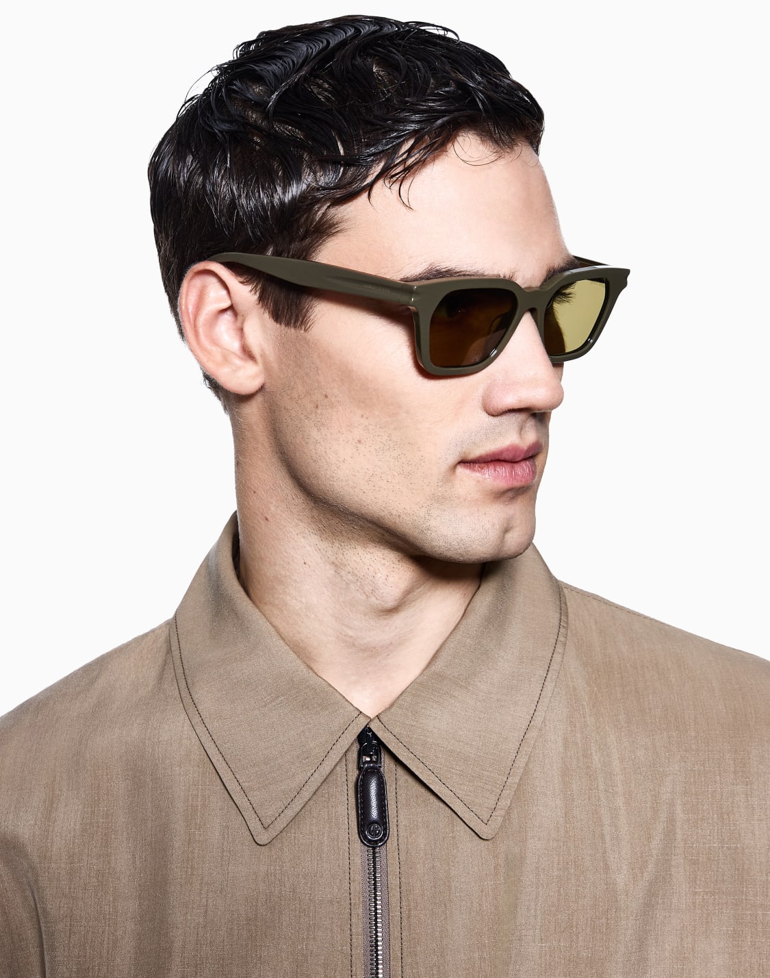 occhiali-da-sole-unisex-forma-pillow-verde--giorgio-armani