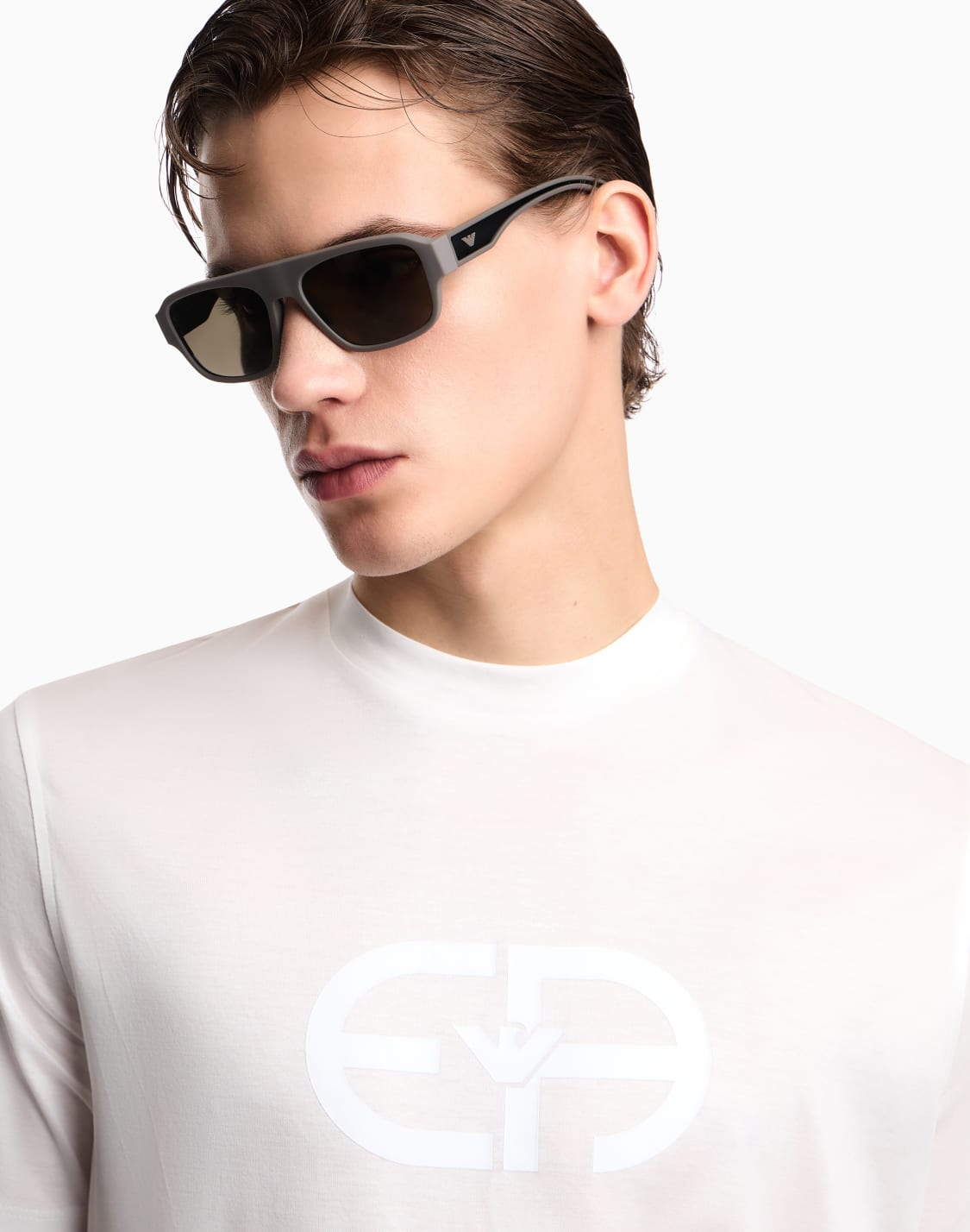 occhiali-da-sole-da-uomo-forma-pilot-marrone--emporio-armani