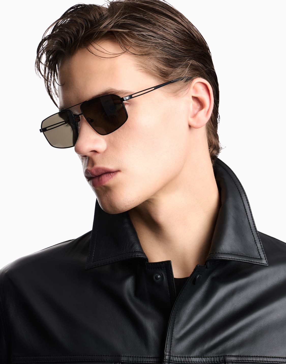 occhiali-da-sole-da-uomo-forma-pilot-nero--emporio-armani