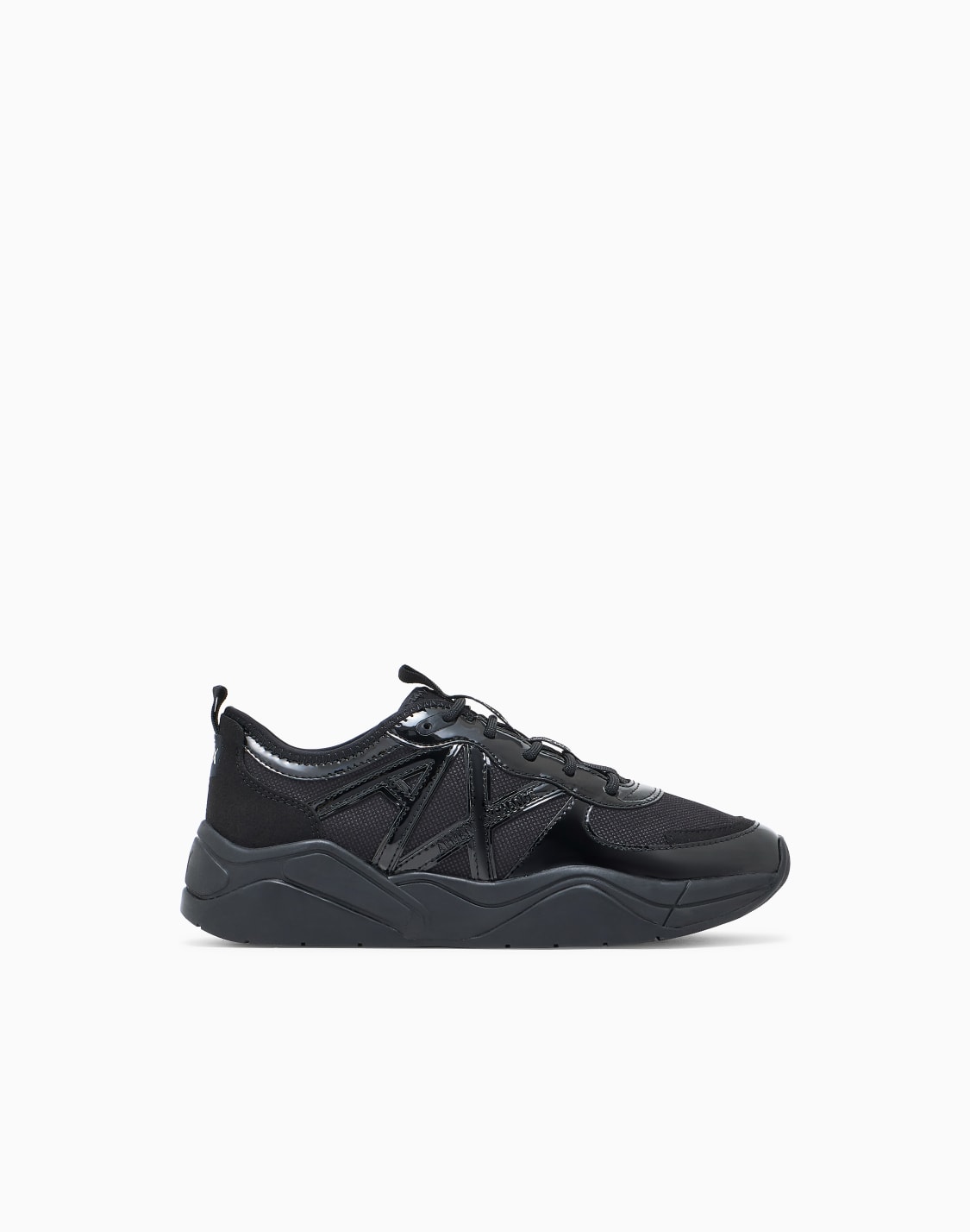 zapatillas-gruesas-con-logo-negro--armani-exchange