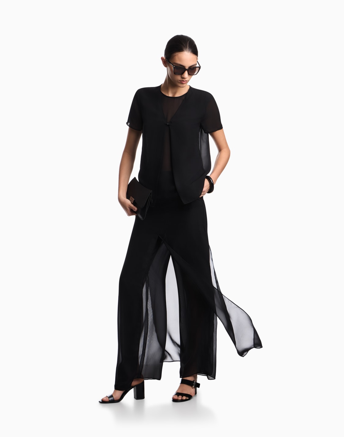 wide-trousers-in-techno-georgette-ブラック--emporio-armani