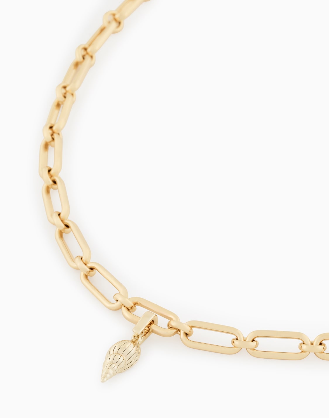 charm-a-forma-di-conchiglia-in-madreperla-multicolore--emporio-armani