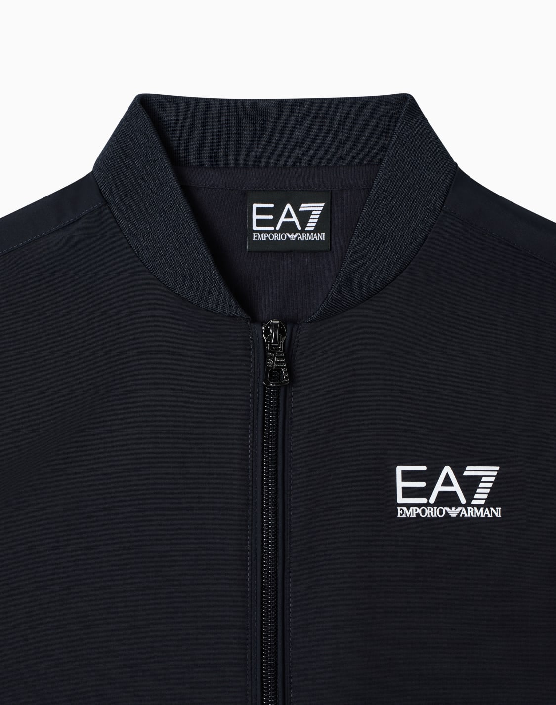 chaqueta-core-identity-boy-de-nailon-azul-marino--ea7