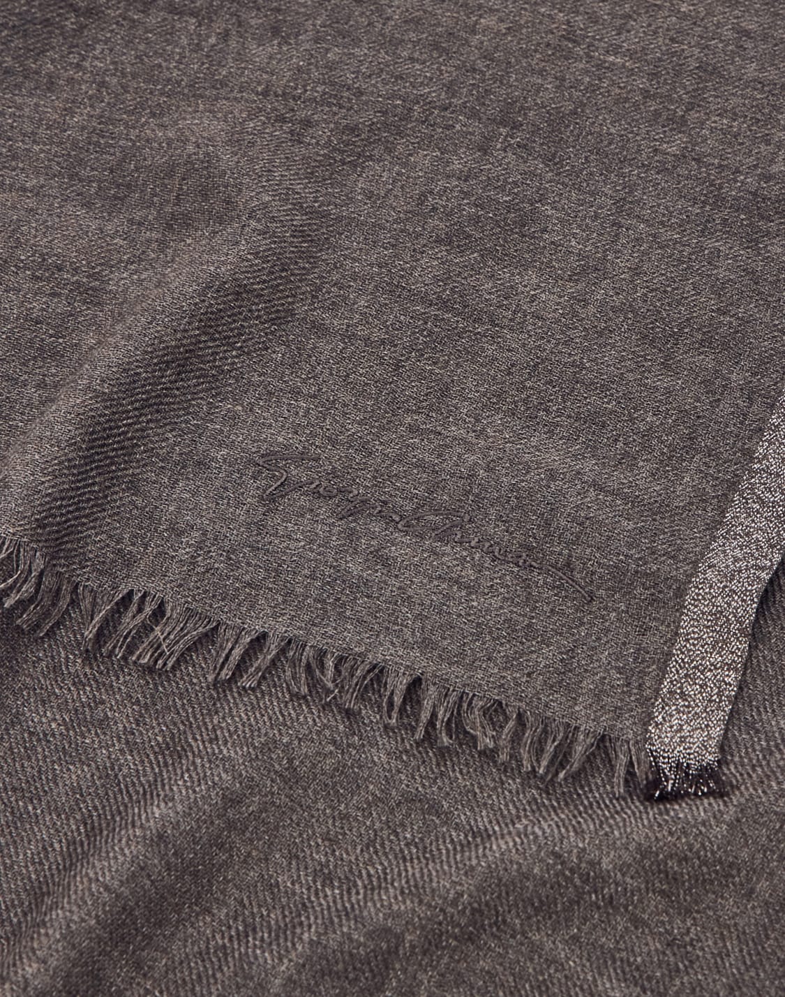 stole-in-cashmere-and-silk-with-a-shiny-viscose-border-brown--giorgio-armani